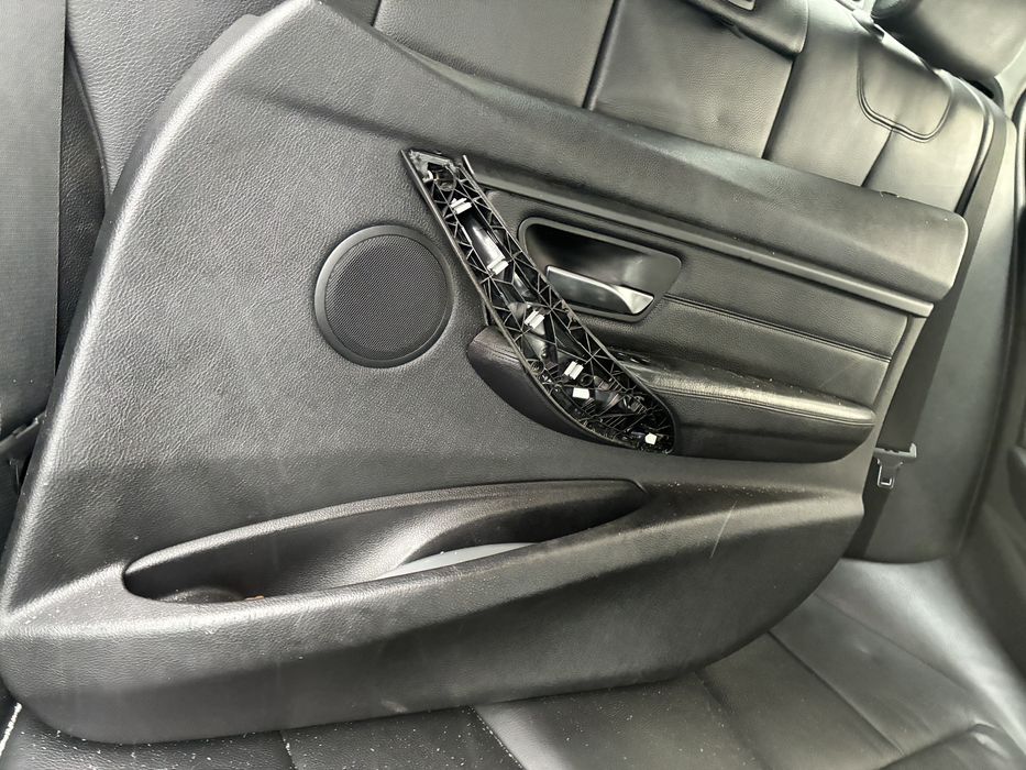 Interior piele neagra bmw seria 3 f30 cu incalzire