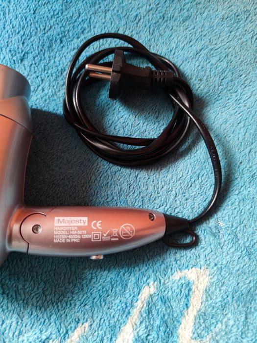 Uscător de păr Majesty