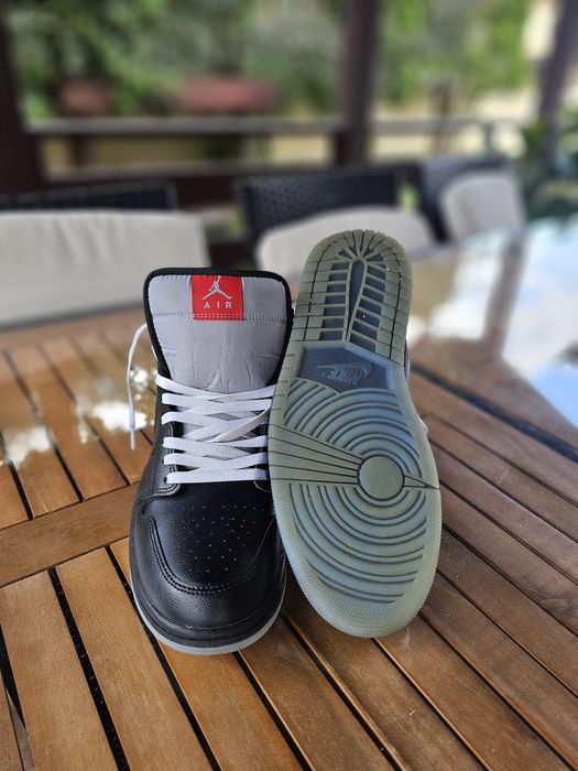 Jordan mid reflecive