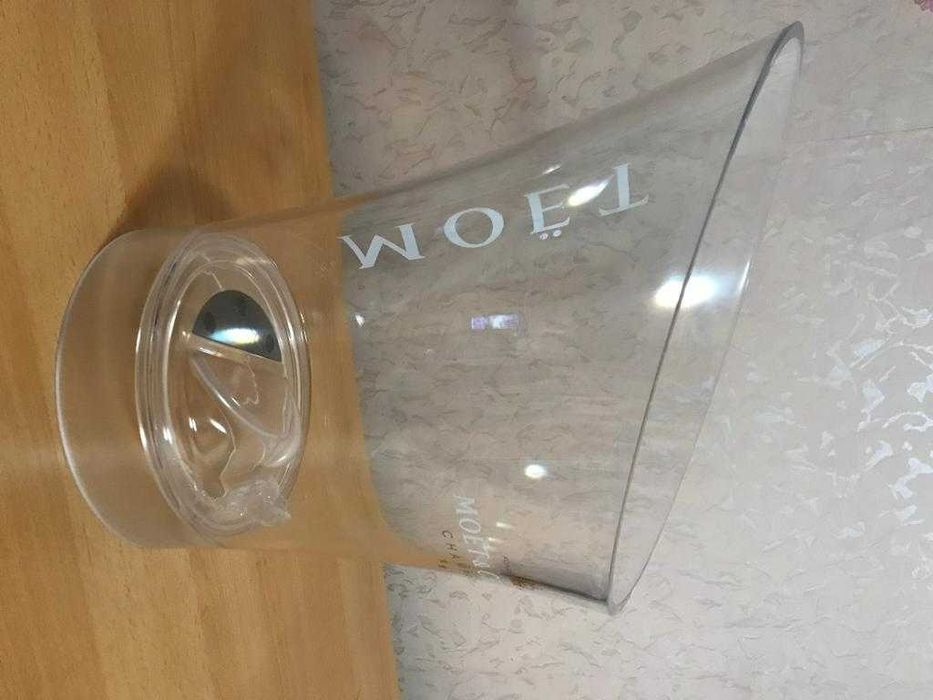 Cadou sarbatori Set pahare/ Frapiera Dom. Hennesey, Mo et