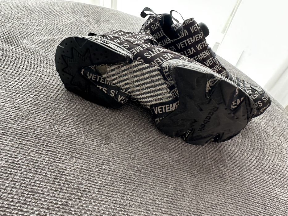 Sneakersi Vetements x Reebook