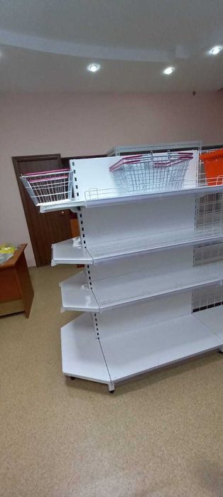 Островной стелаж металлический облегченный с полками экономичный