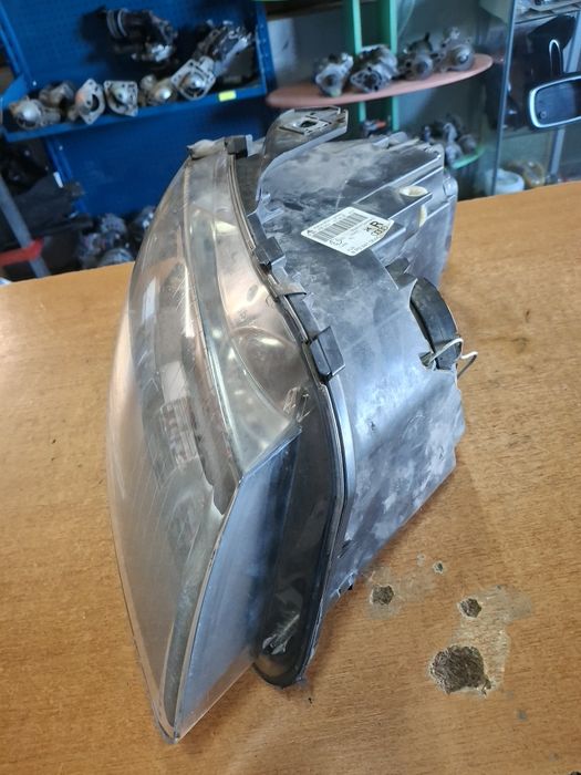 Far dreapta Audio A3 8p (discret)