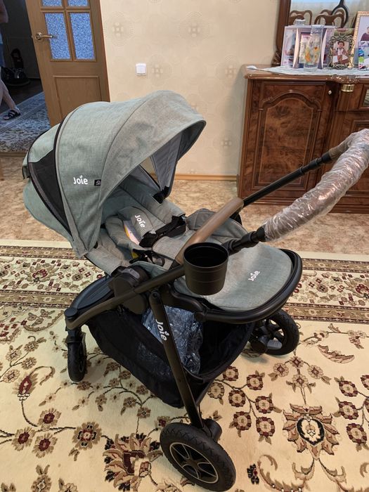Коляска Joie Люлька + прогулочный блок