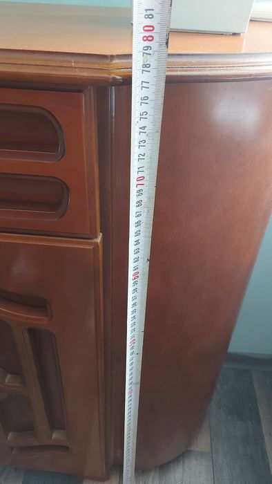 Нисък скрин  масив