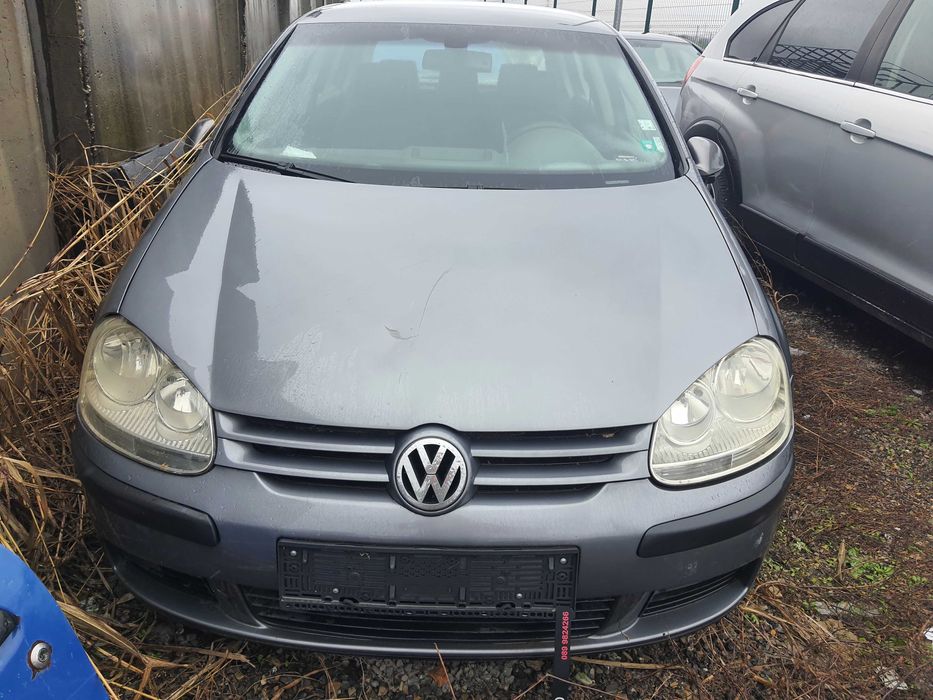 На части! VW Golf 1.9 SDI