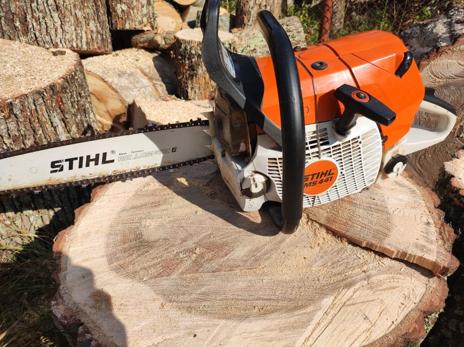 Рязане и цепене на дърва