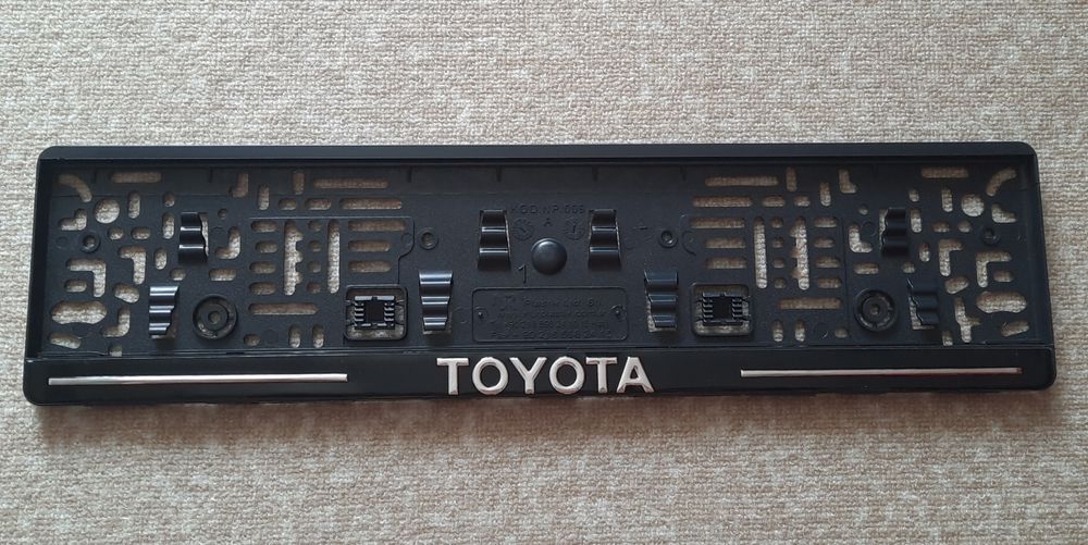 Табела , рамка , стойка , подложка за  регистрационен номер на Toyota
