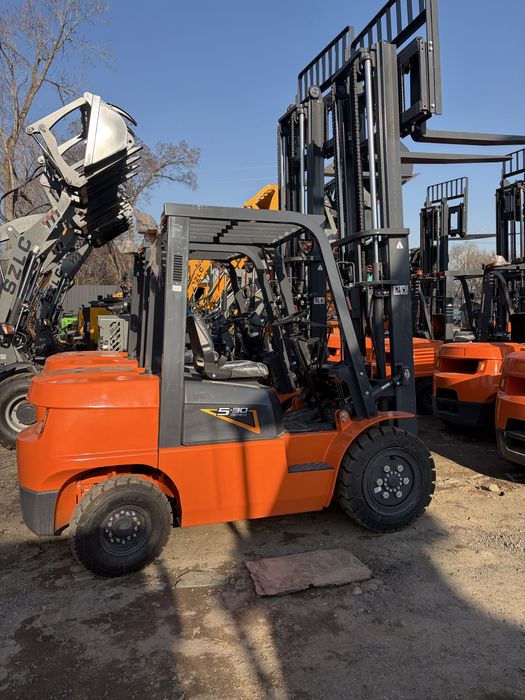 Вилочный погрузчик кара  Lonking