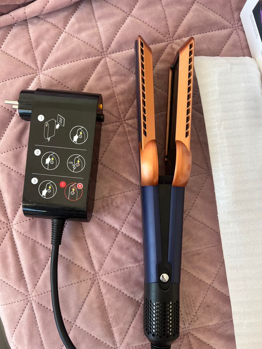 Сешоар Dyson Airstrait