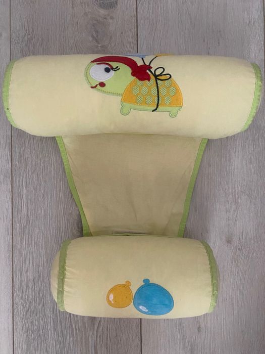 Килимче за бебе и боди