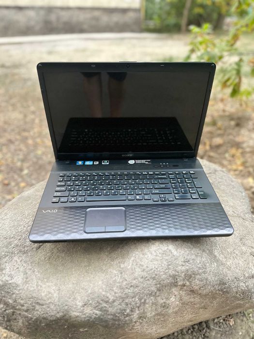 17.3 ноутбук от Sony Vaio на Core i5