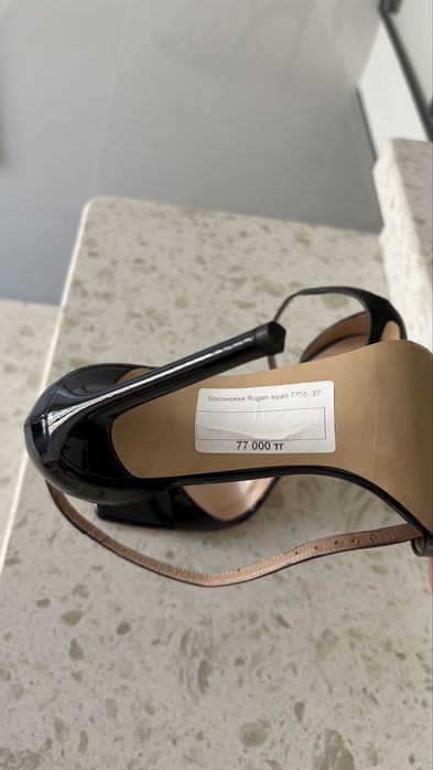 Новые туфли 37-38р