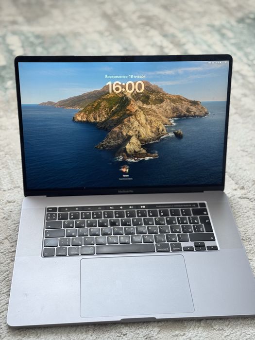 Макбук про 512 гб