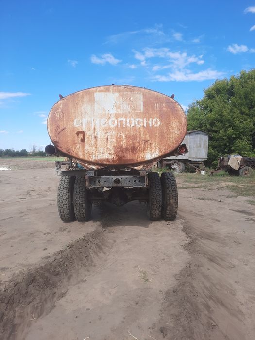 Бочка под Гсм.на шасси Зил 130