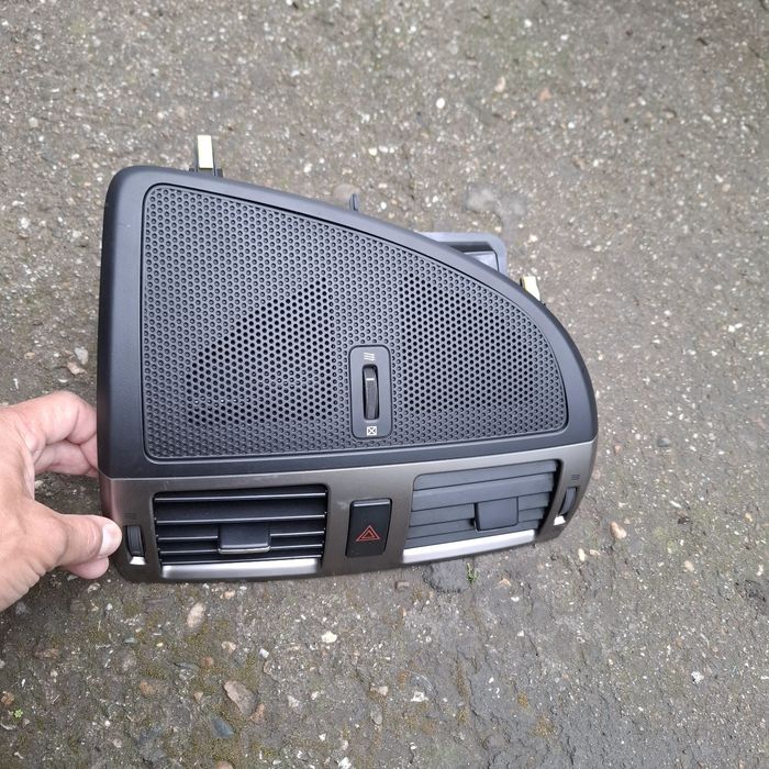 Духалки за  тойота авенсис т27