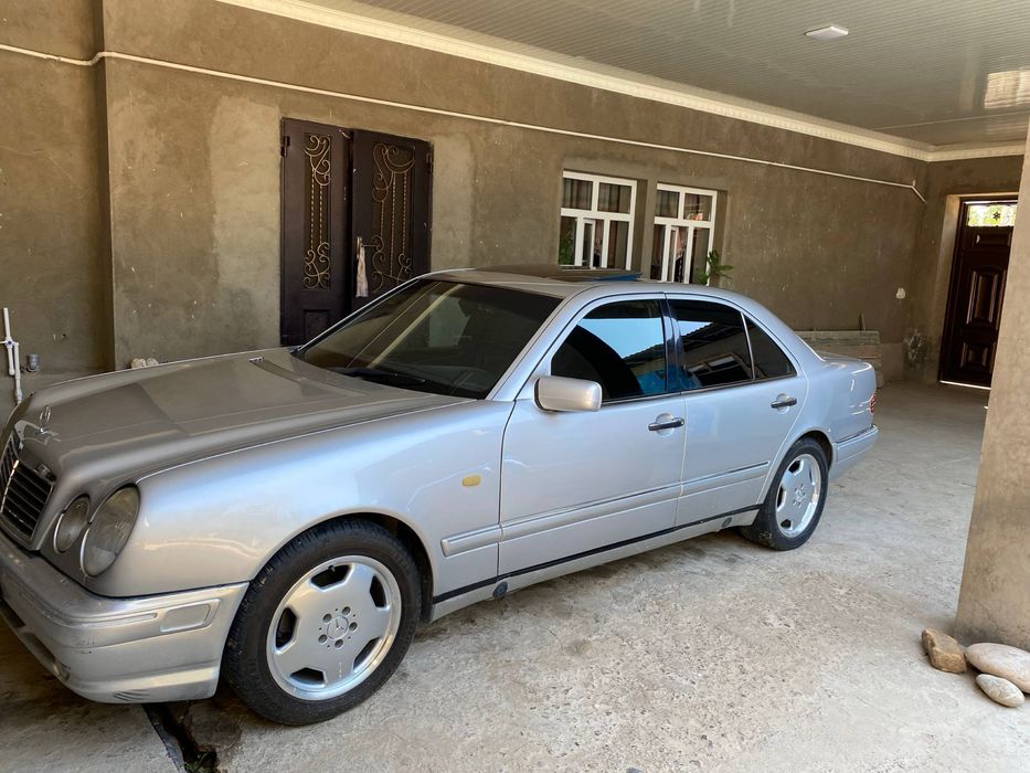 Mersedes w210 sotiladi