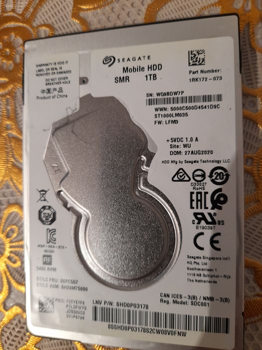 Жёсткий диск HDD на ноутбук 1 тб СРОЧНО