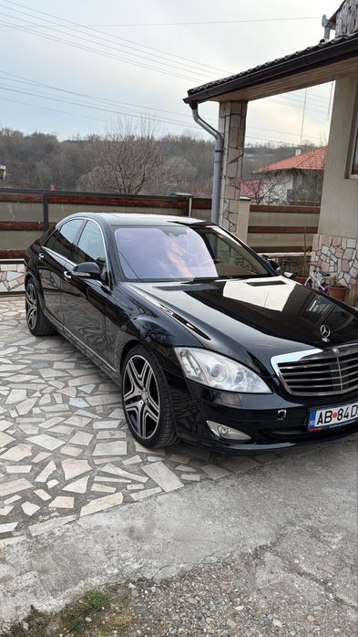 Mercedes S class w221