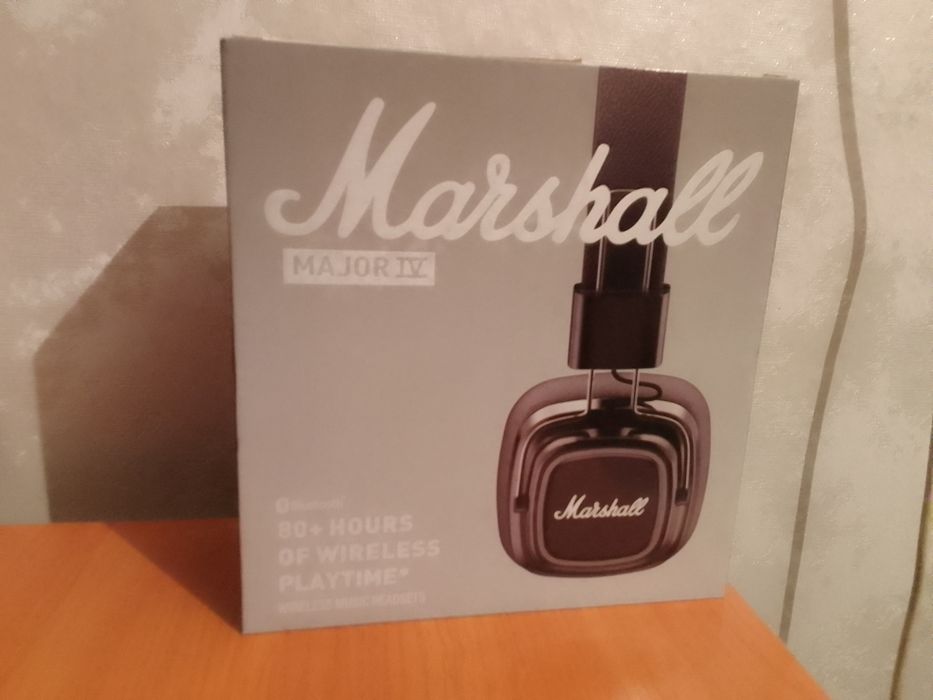 Наушник маршалл б/у