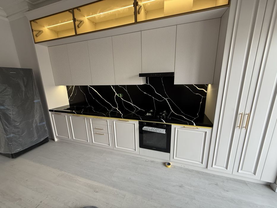 столешнитца кварс и акриль