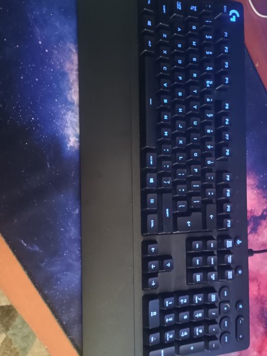 Tastatură gaming Logitech G213 RGB-stare foarte buna