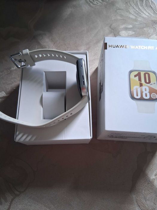 Huawei Fit 4 Ултаратънък