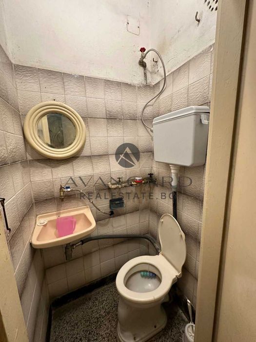 Продава се Двустаен апартамент в Пловдив, Кючук Париж - 78 кв.м за 1077 €/кв.м - Снимка #5