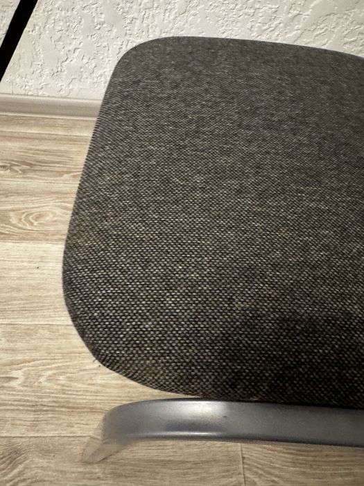 Продам стулья 3500 тг