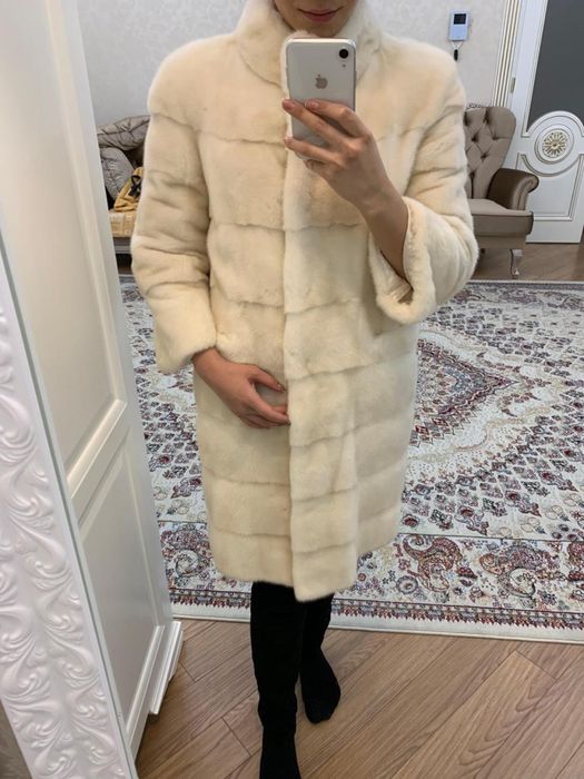 Продам шубу норковую