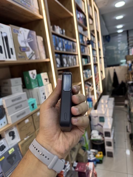 Повер банк Anker MagGo 10.000 Magsafe Qi2