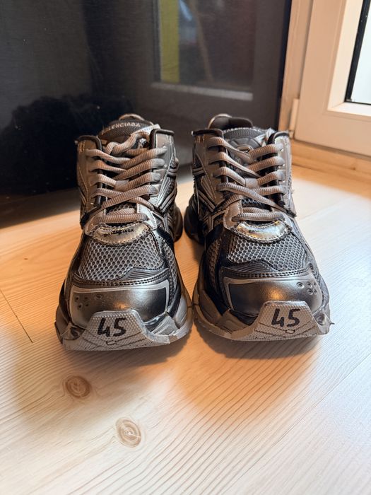 Balenciaga Runner Сив Grunge style