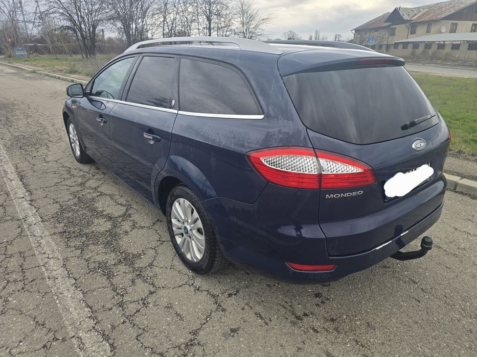 Vând Ford Mondeo