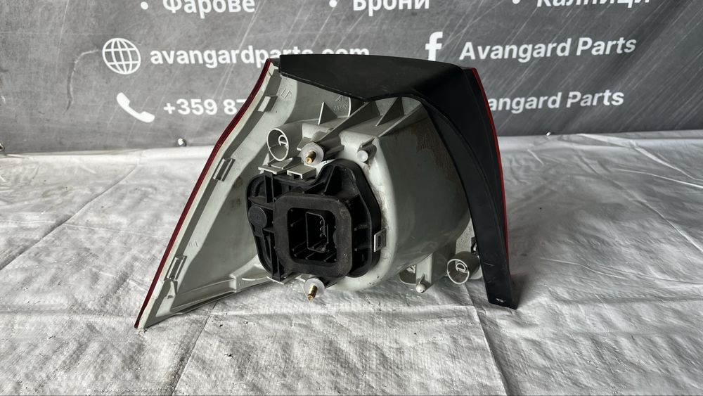 2 броя десен стоп VW Golf 5 (2003-2009)