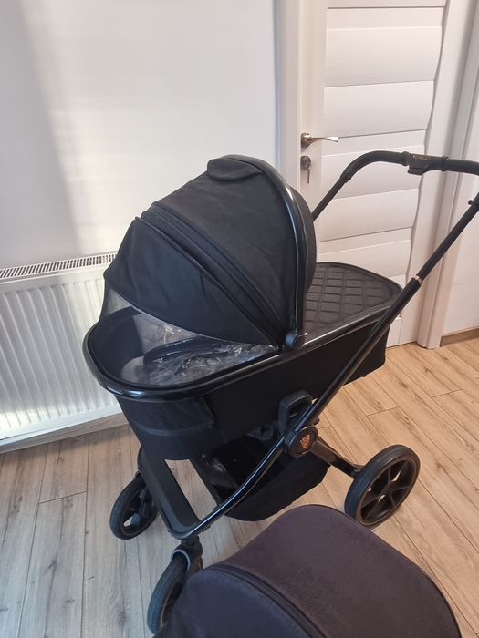 Venicci Tinum 2in1 plus scaun auto si accesorii