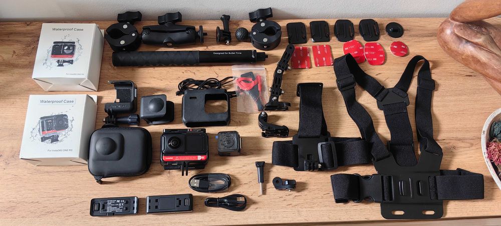 Camera Insta 360 One R