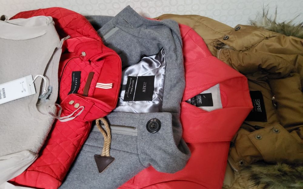 Продам пуховик Esprit collection