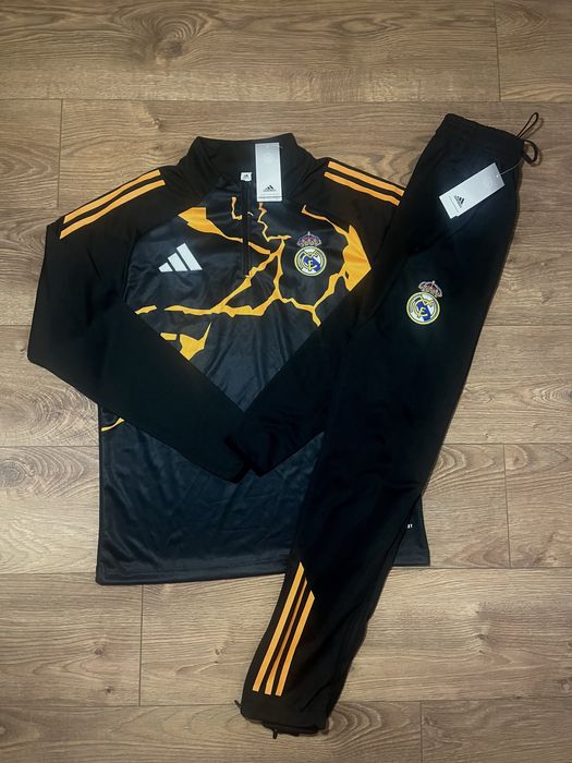 Екип на Реал Мадрид Avengers