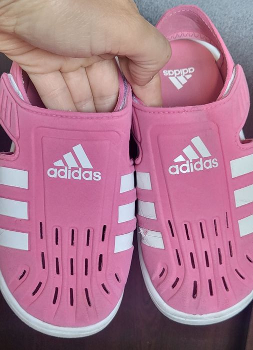 "Сандали Адидас"