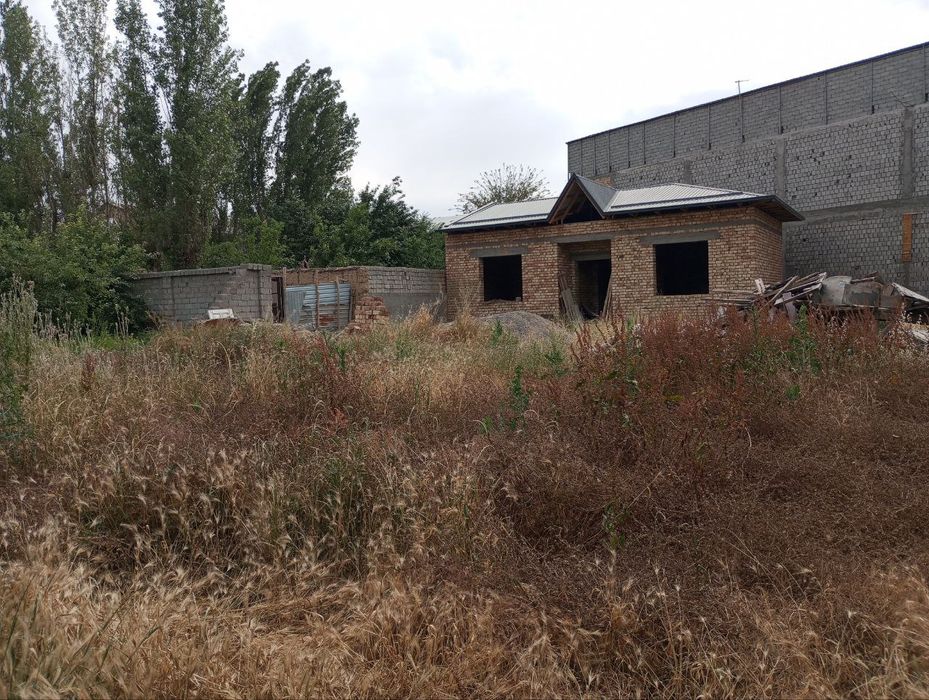 8 сотих Назарбек Туркистонда участка сотилади СРОЧНА