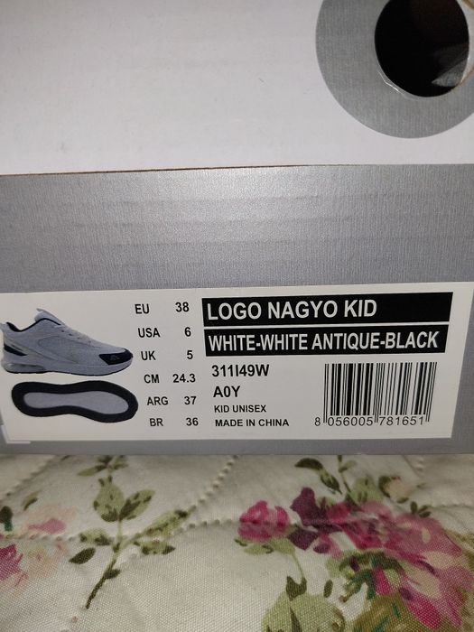 Нови унисекс маратонки 38 размер