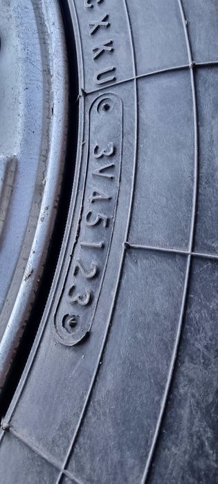 Джанти с гуми 5x139.7 16 ц.отвор 108-235/60/16