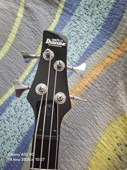 Ефекти за китара  11 бр. БАС КИТАРА  Ibanez GSR180LBF
