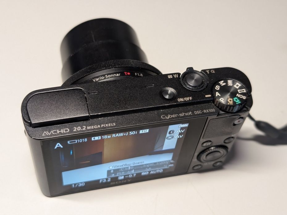 Apart Foto Sony DSC RX100