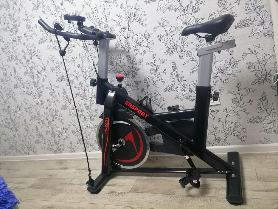 Велотренажёр вертикальный