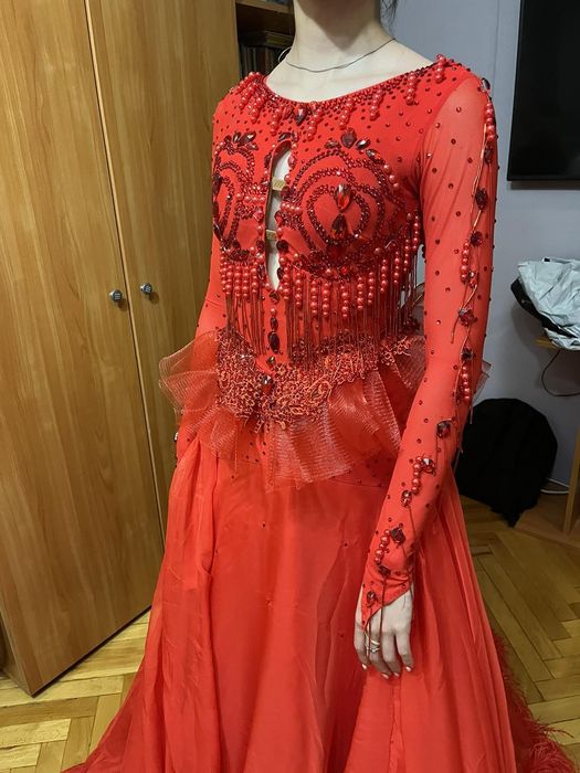 Рокля за стандартни танци