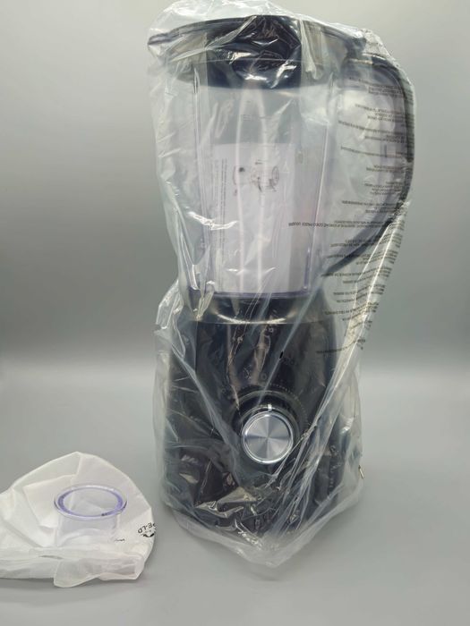 Блендер Home Essentials 1.5 л / 500W – 2 скорости + Pulse, бял /черен