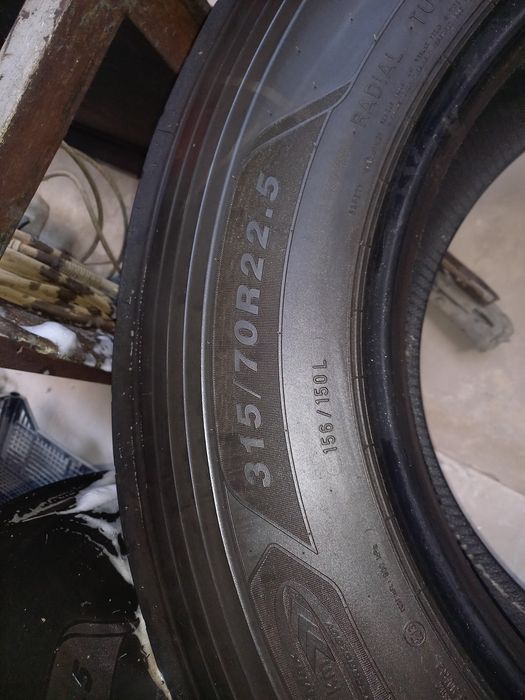 Шина 2 шт 70 % .