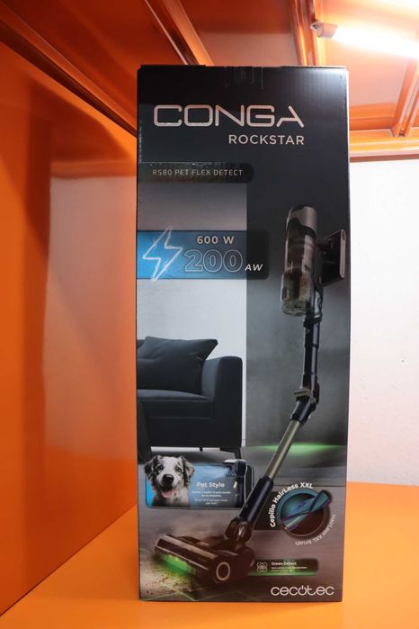 Вертикална прахосмукачка Conga Rockstar RS80 Pet Flex Detect. Мотор 600 W и всмукателна мощност 200 AW четка без косъмчета и заплитане