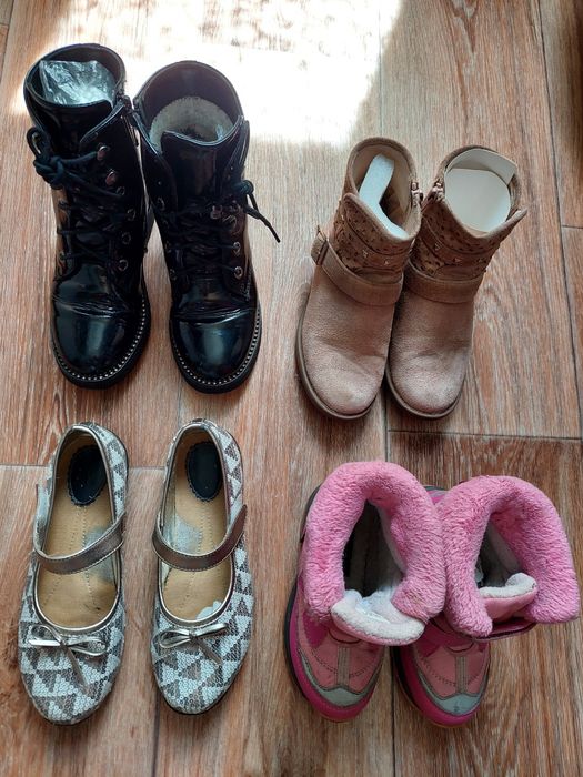 Продам обувь на девочку